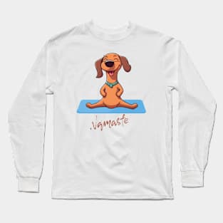 cute wiener dog doing yoga namaste Long Sleeve T-Shirt